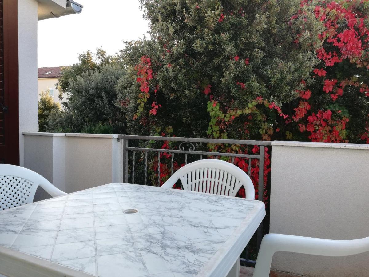 Apartments Roko Lalin Pakostane Ngoại thất bức ảnh