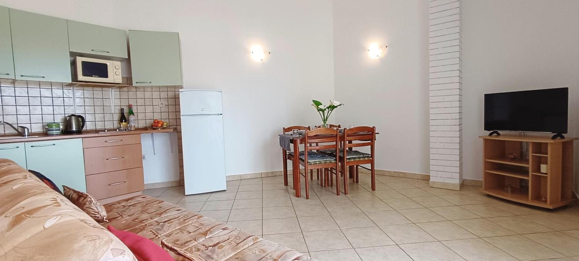 Apartments Roko Lalin Pakostane Ngoại thất bức ảnh