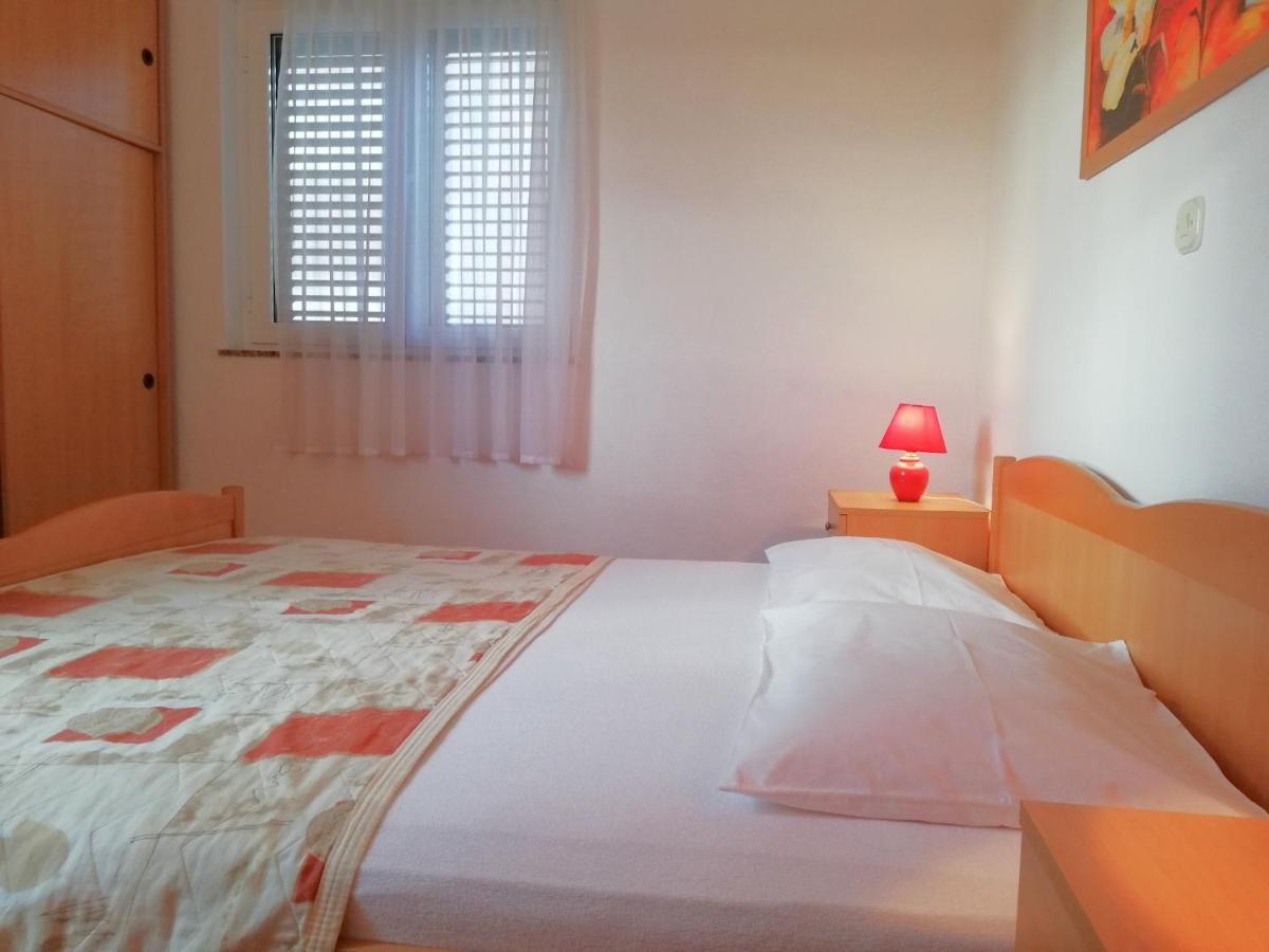Apartments Roko Lalin Pakostane Ngoại thất bức ảnh
