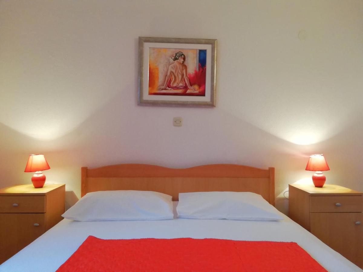 Apartments Roko Lalin Pakostane Ngoại thất bức ảnh